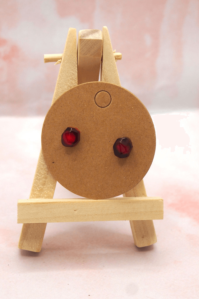 Clou d'oreille "Pierre"