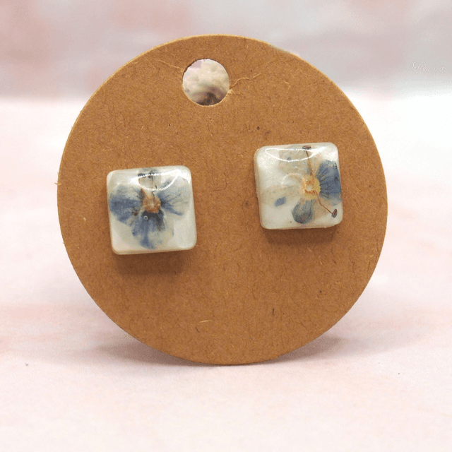 Clou d&#039;oreille Incrustation